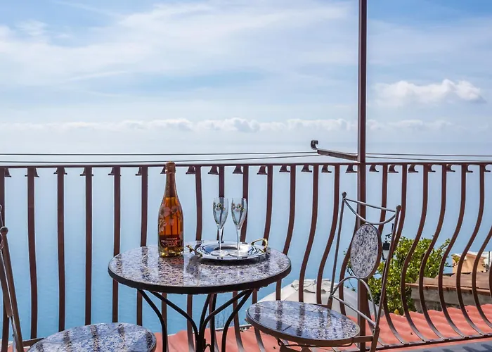 Lavinia Nocelle Positano