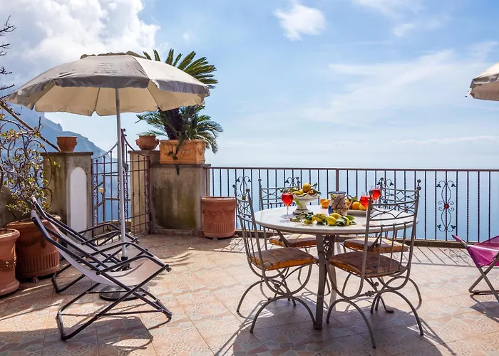 Lavinia Nocelle Semesterbostad