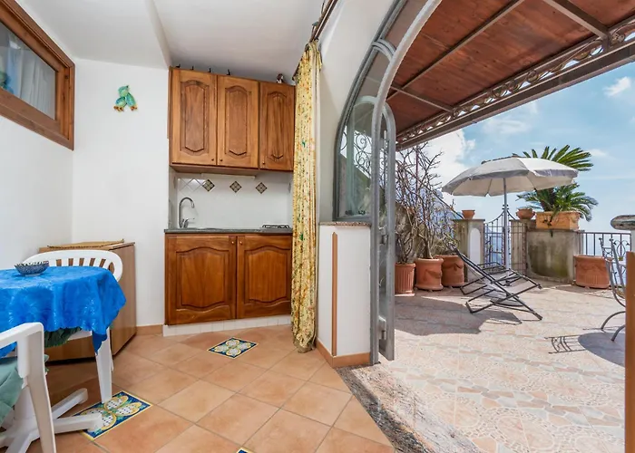 Lavinia Nocelle * Positano